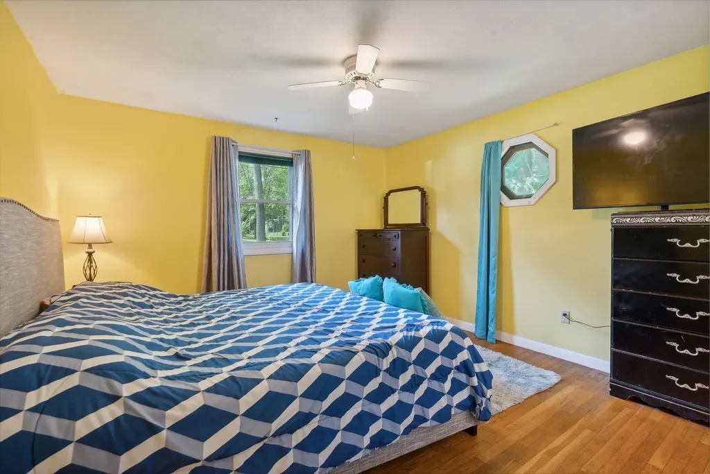6 Bouchard Drive Brunswick ME 04011
