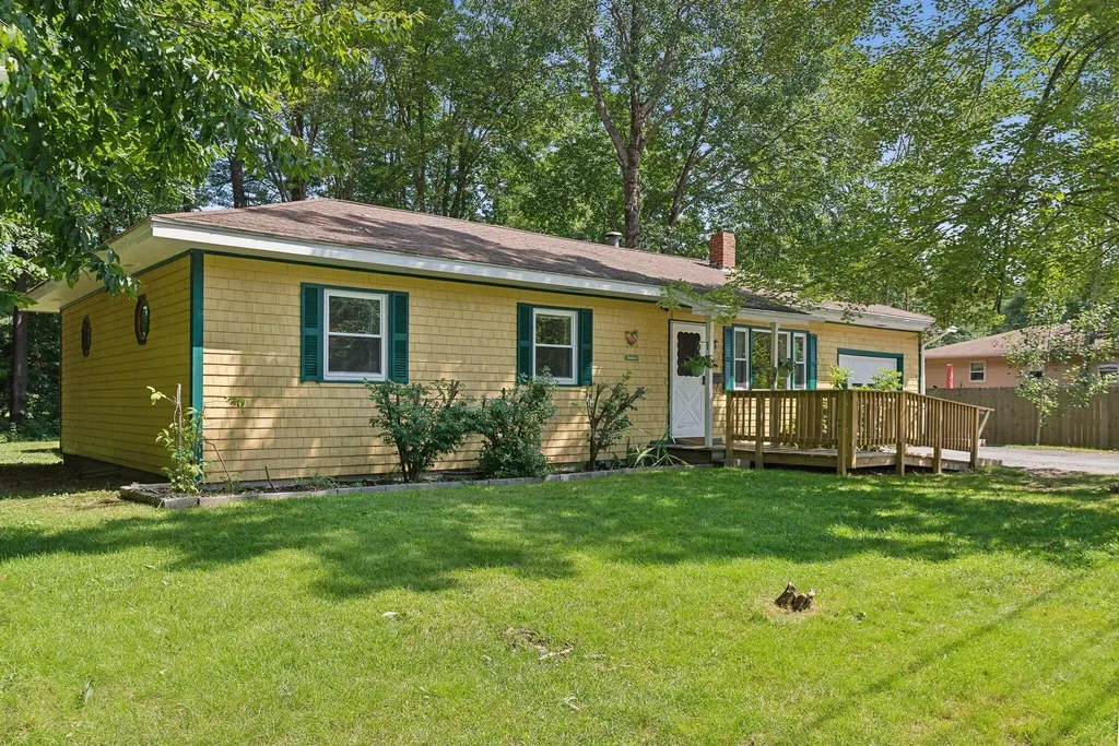 6 Bouchard Drive Brunswick ME 04011