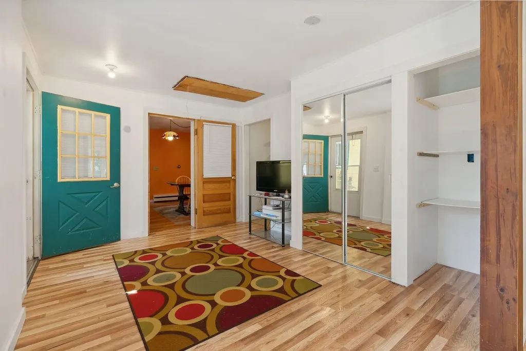 6 Bouchard Drive Brunswick ME 04011