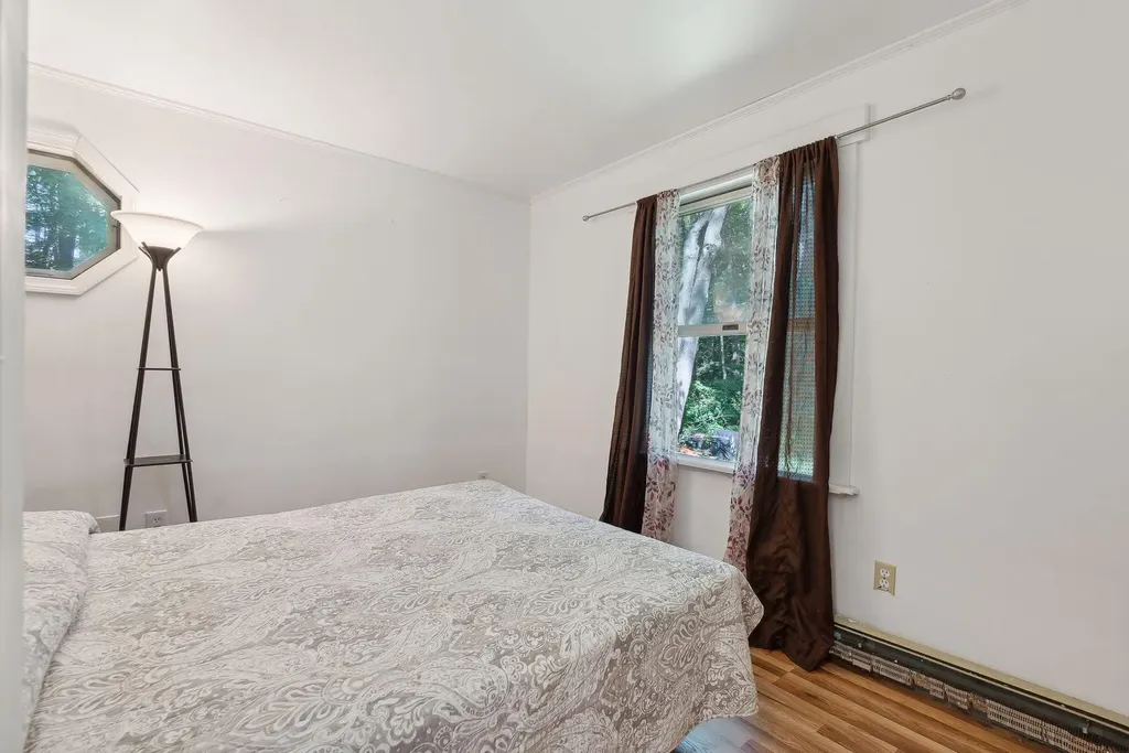 6 Bouchard Drive Brunswick ME 04011