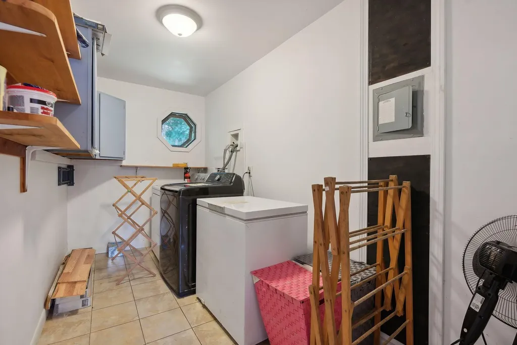 6 Bouchard Drive Brunswick ME 04011