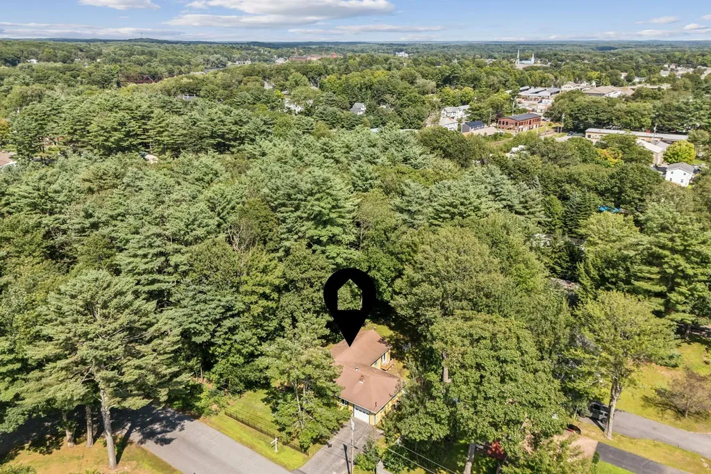 6 Bouchard Drive Brunswick ME 04011
