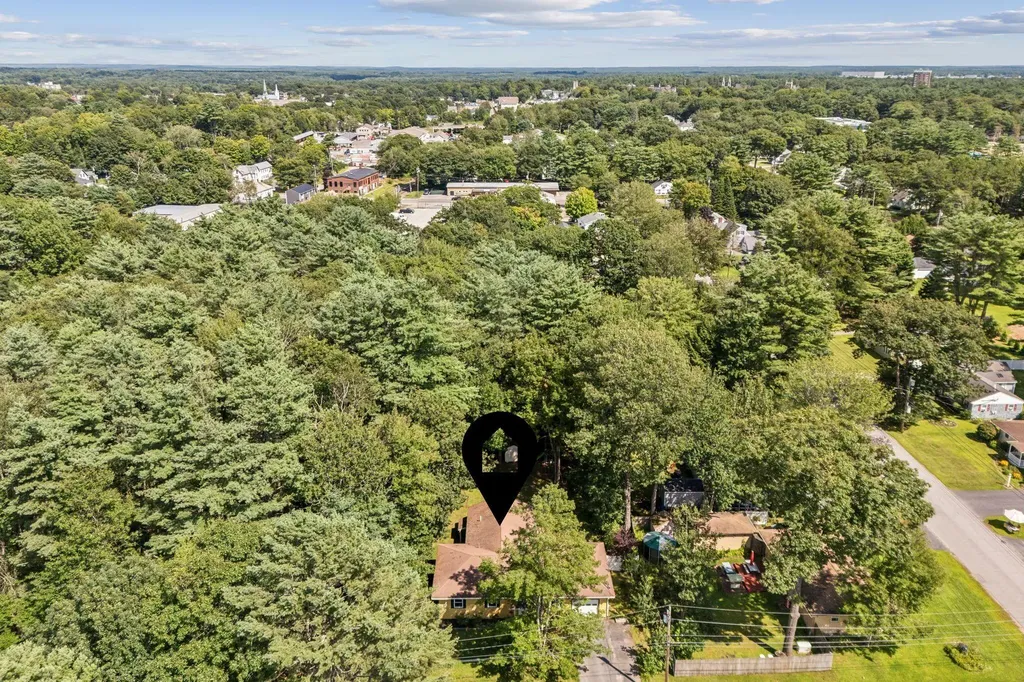 6 Bouchard Drive Brunswick ME 04011