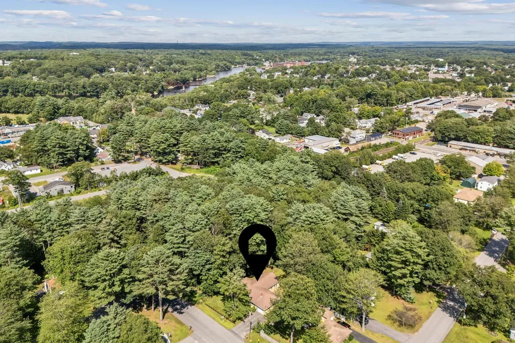 6 Bouchard Drive Brunswick ME 04011