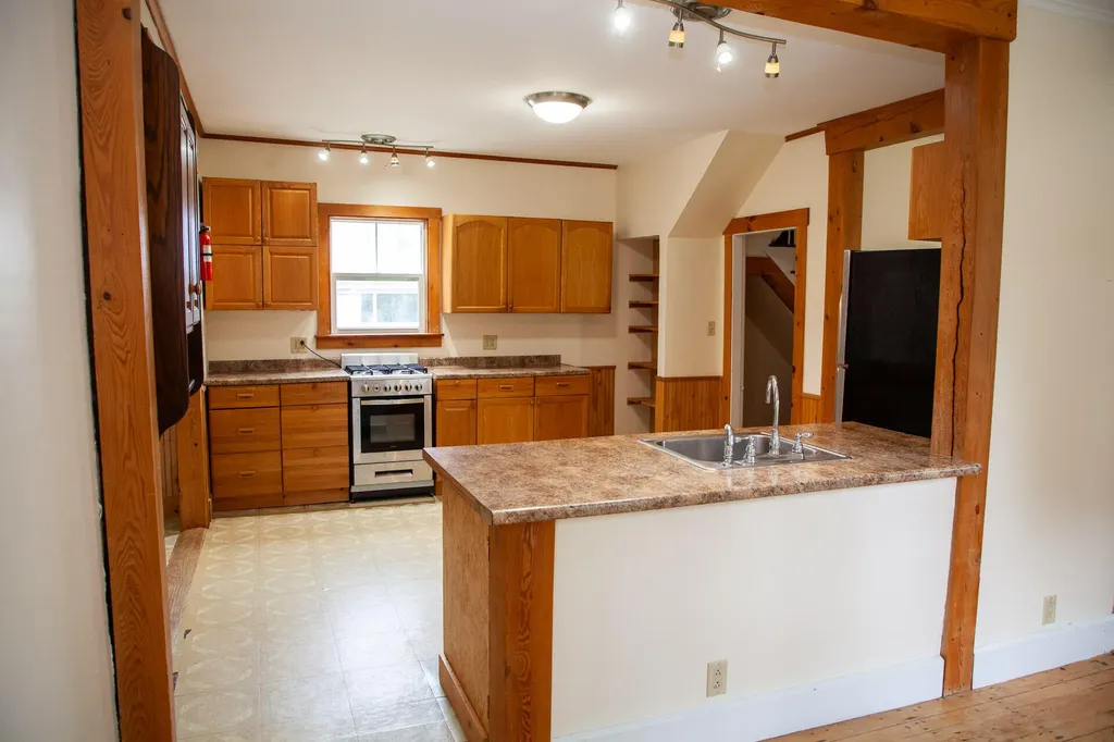 121 Bridge Street Farmington ME 04938