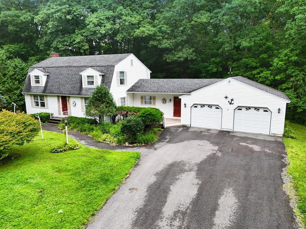 11 Woodcrest Avenue Camden ME 04843
