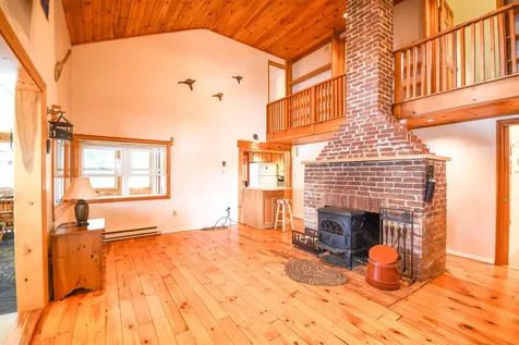 15 Sunrise Lane New Gloucester ME 04260