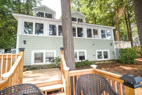 15 Sunrise Lane New Gloucester ME 04260