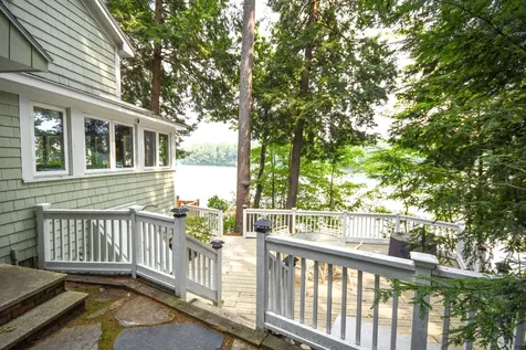 15 Sunrise Lane New Gloucester ME 04260