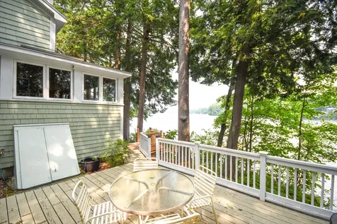 15 Sunrise Lane New Gloucester ME 04260