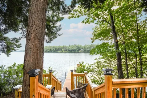 15 Sunrise Lane New Gloucester ME 04260