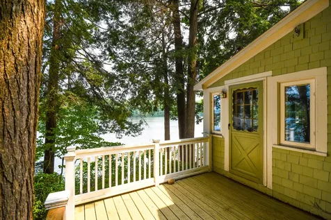 15 Sunrise Lane New Gloucester ME 04260