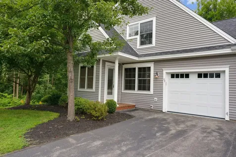 89 Delaware Court Portland ME 04103