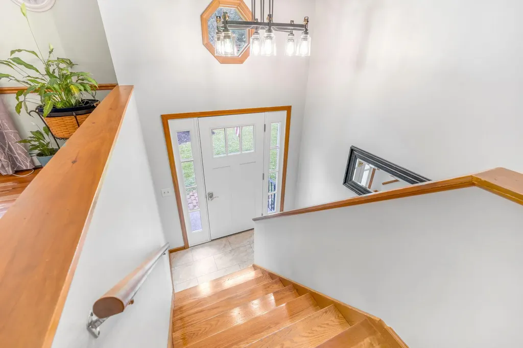 124 Fairway Drive Auburn ME 04210