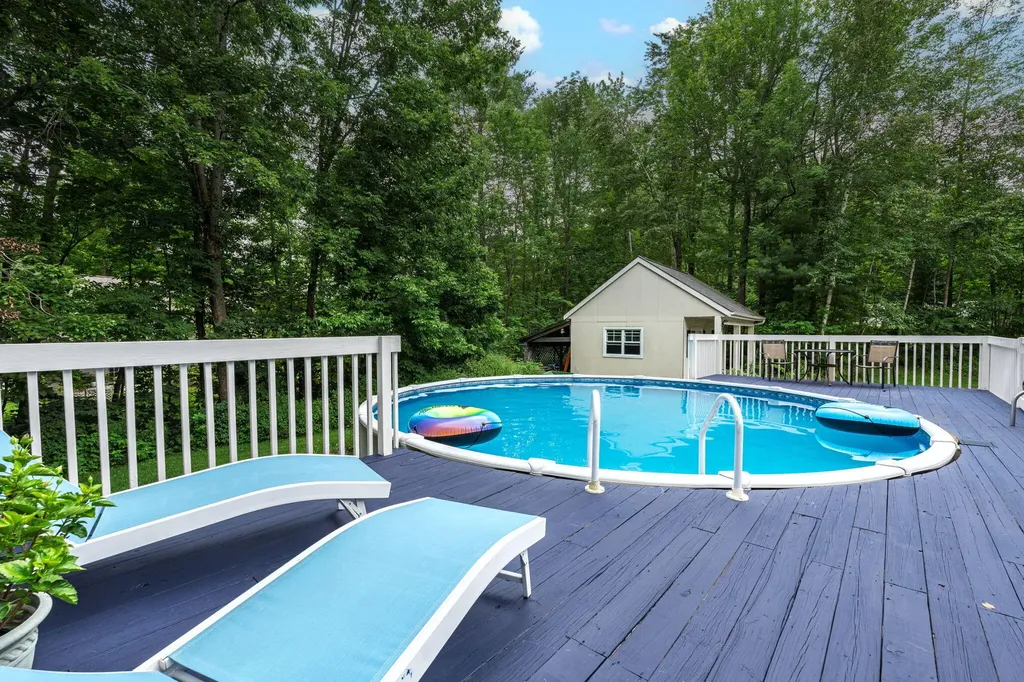 124 Fairway Drive Auburn ME 04210
