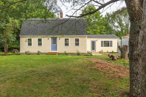 8 Hurricane Hill Pass Wiscasset ME 04578