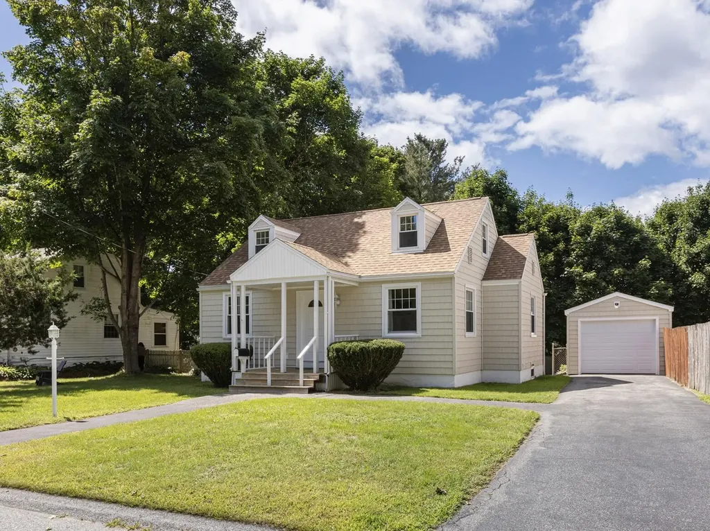 7 Farm Hill Road Cape Elizabeth ME 04107