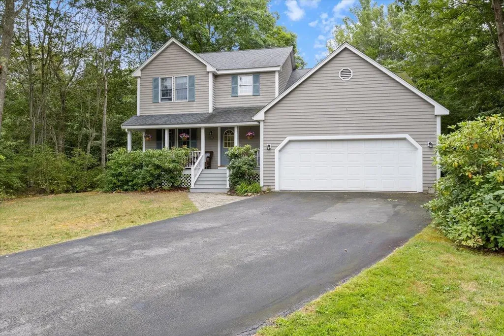12 Nighthawk Drive York ME 03909