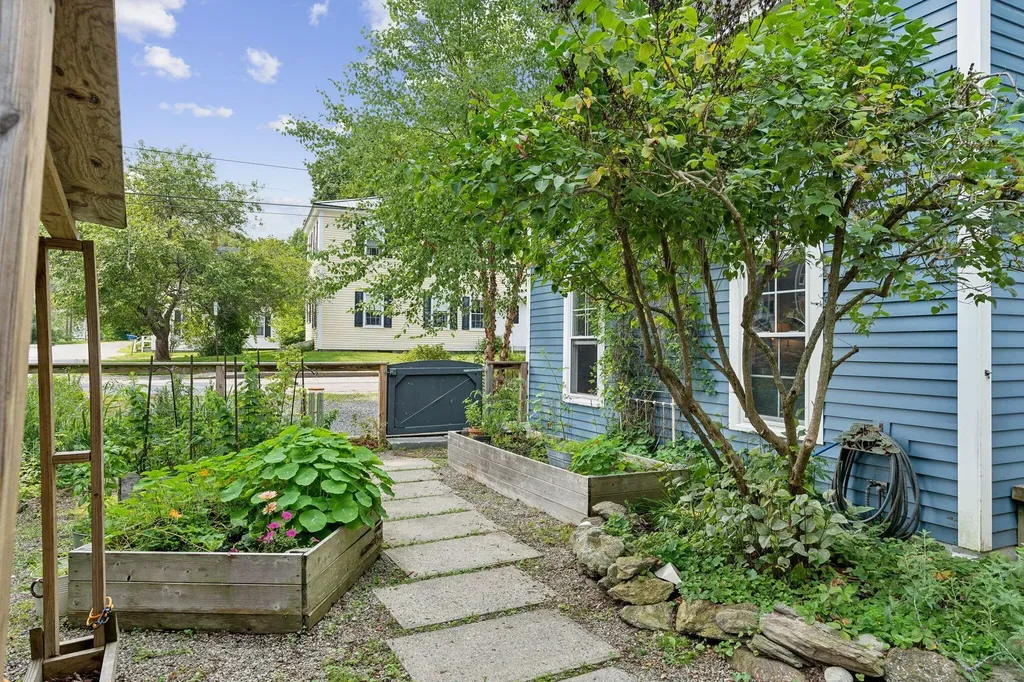 445 Middle Street Bath ME 04530