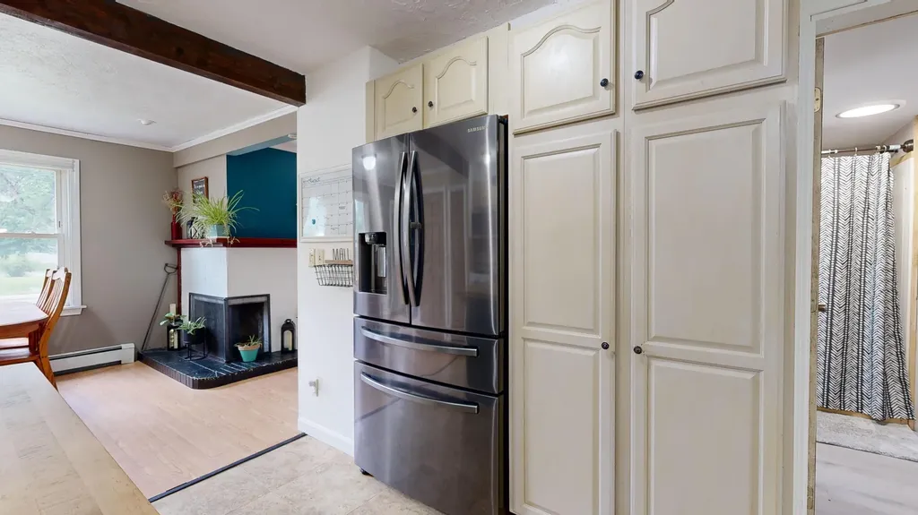 4 Kidder Avenue Dixfield ME 04224