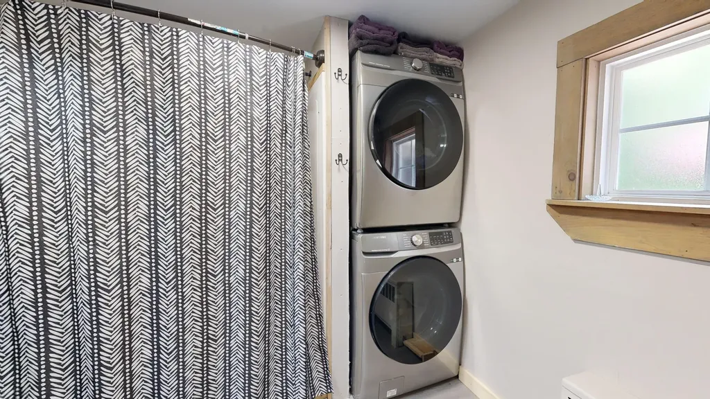 4 Kidder Avenue Dixfield ME 04224