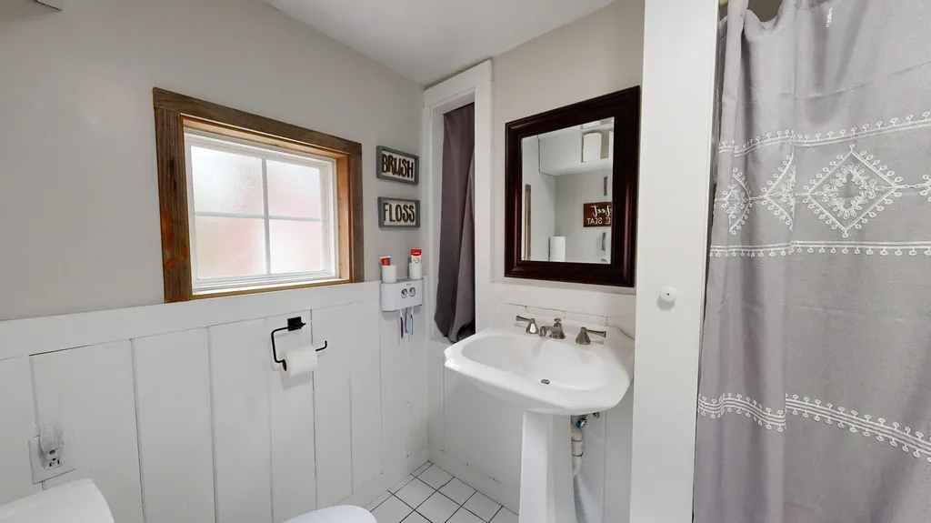 4 Kidder Avenue Dixfield ME 04224
