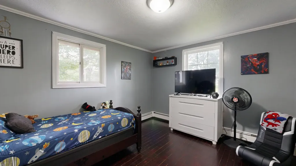 4 Kidder Avenue Dixfield ME 04224
