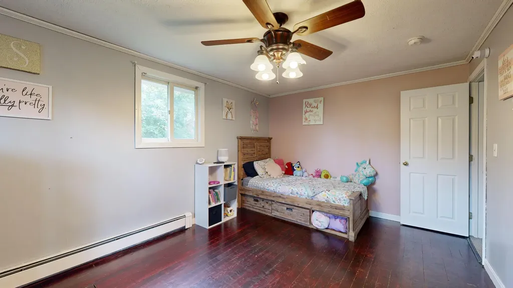 4 Kidder Avenue Dixfield ME 04224