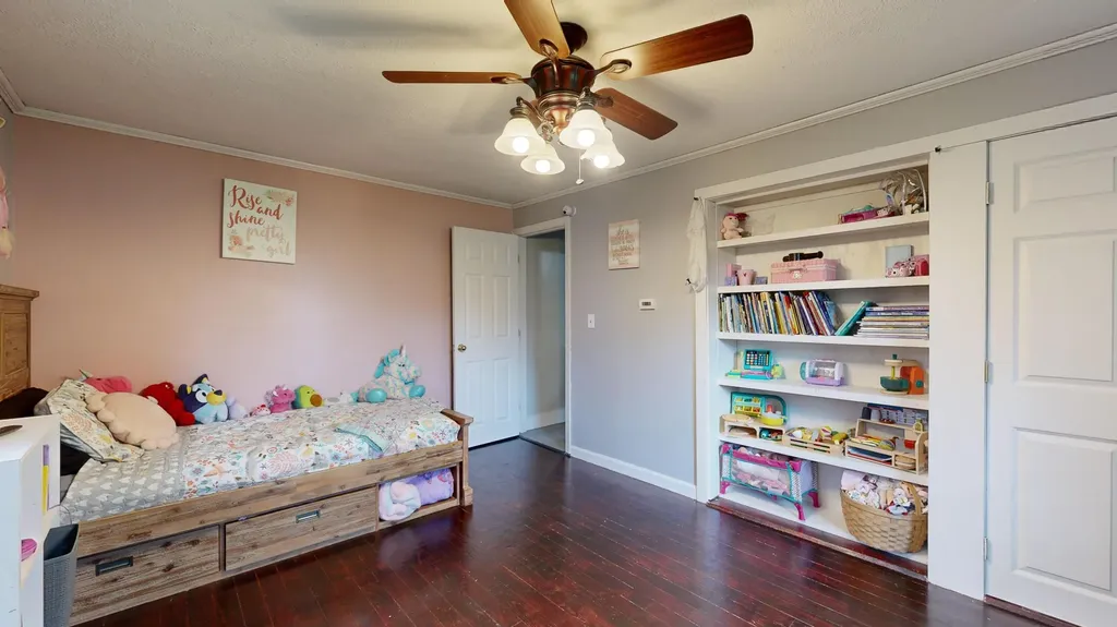 4 Kidder Avenue Dixfield ME 04224