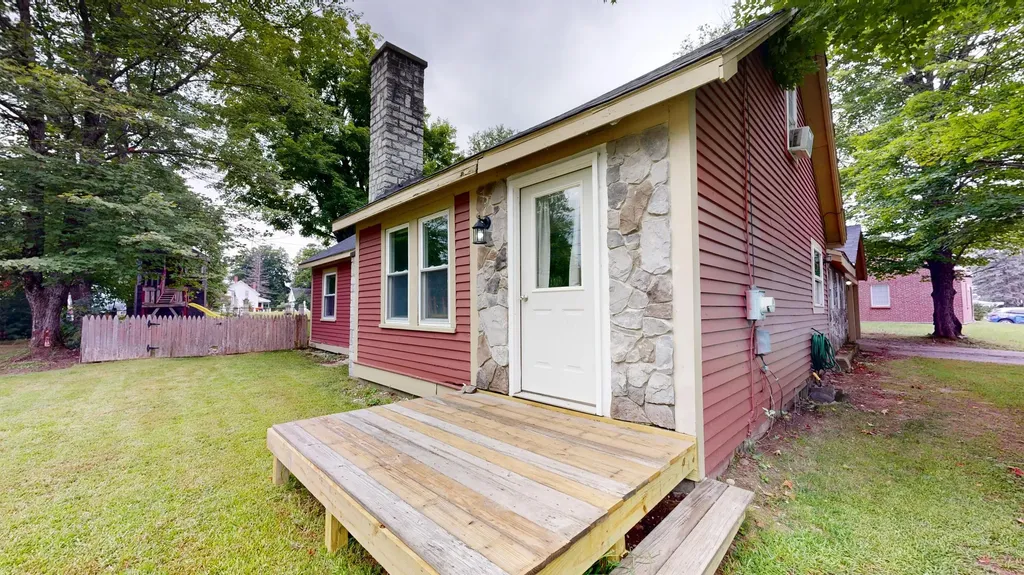 4 Kidder Avenue Dixfield ME 04224