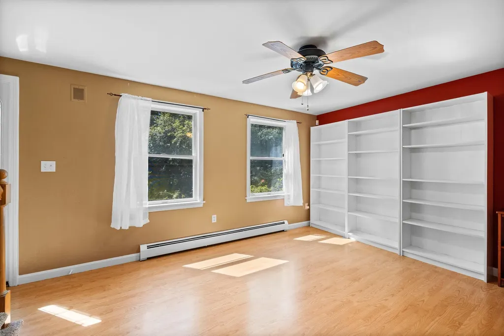 15 Lilac Lane Kennebunkport ME 04046