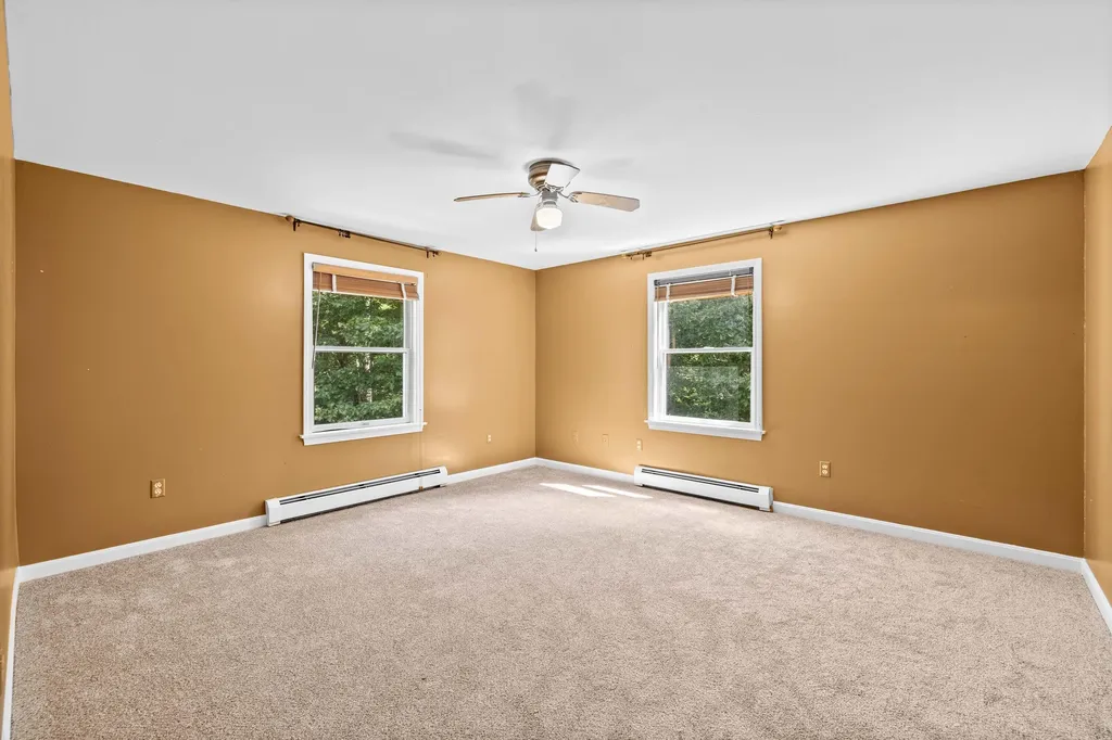 15 Lilac Lane Kennebunkport ME 04046