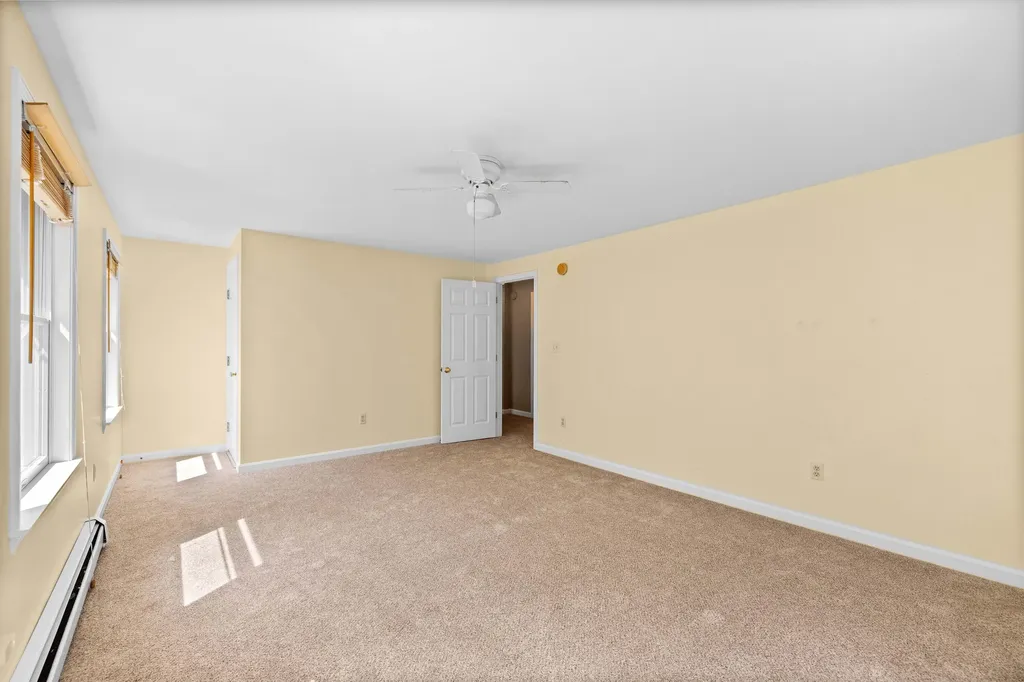 15 Lilac Lane Kennebunkport ME 04046