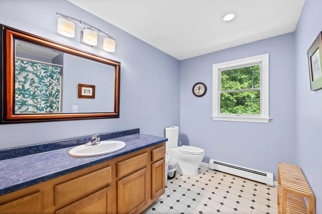 15 Lilac Lane Kennebunkport ME 04046