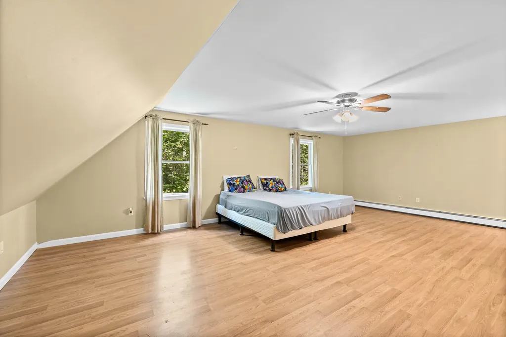 15 Lilac Lane Kennebunkport ME 04046