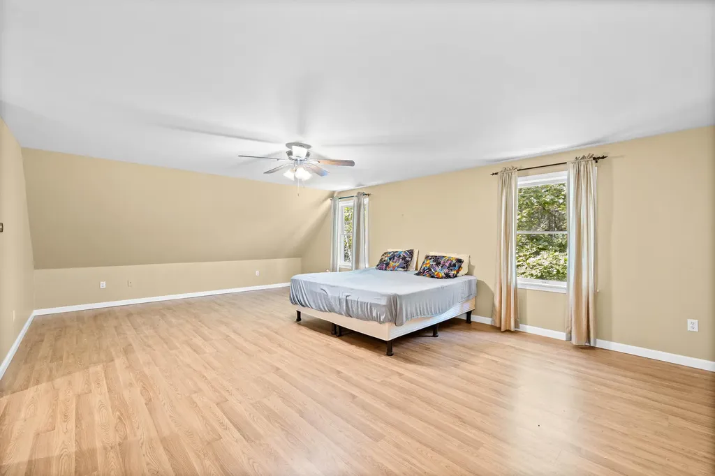15 Lilac Lane Kennebunkport ME 04046