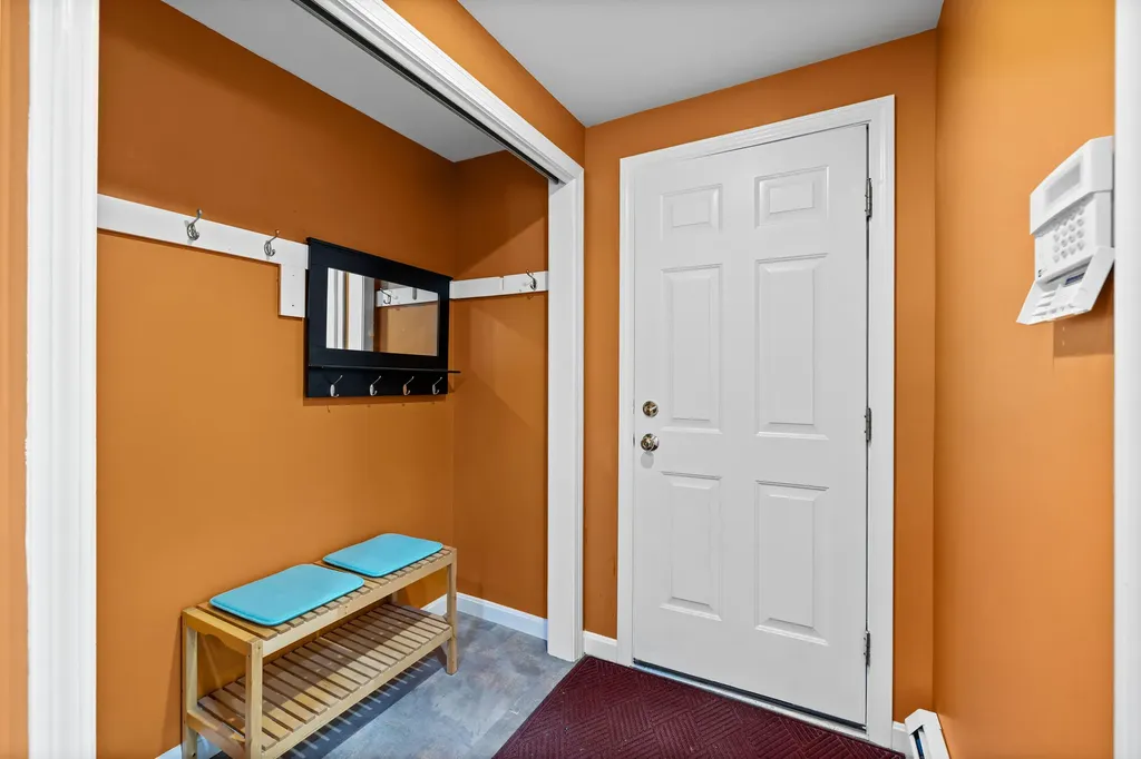 15 Lilac Lane Kennebunkport ME 04046