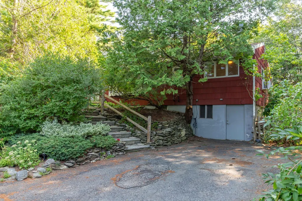 1159 Essex Street Bangor ME 04401