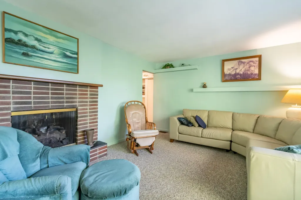 1159 Essex Street Bangor ME 04401