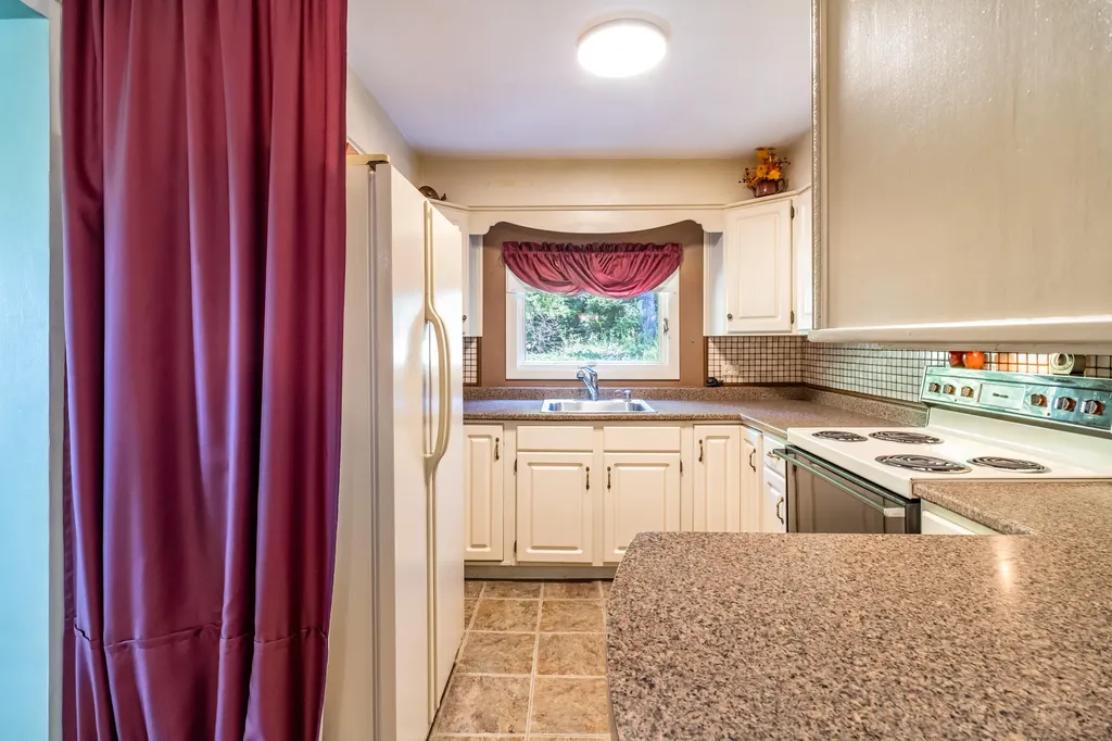 1159 Essex Street Bangor ME 04401