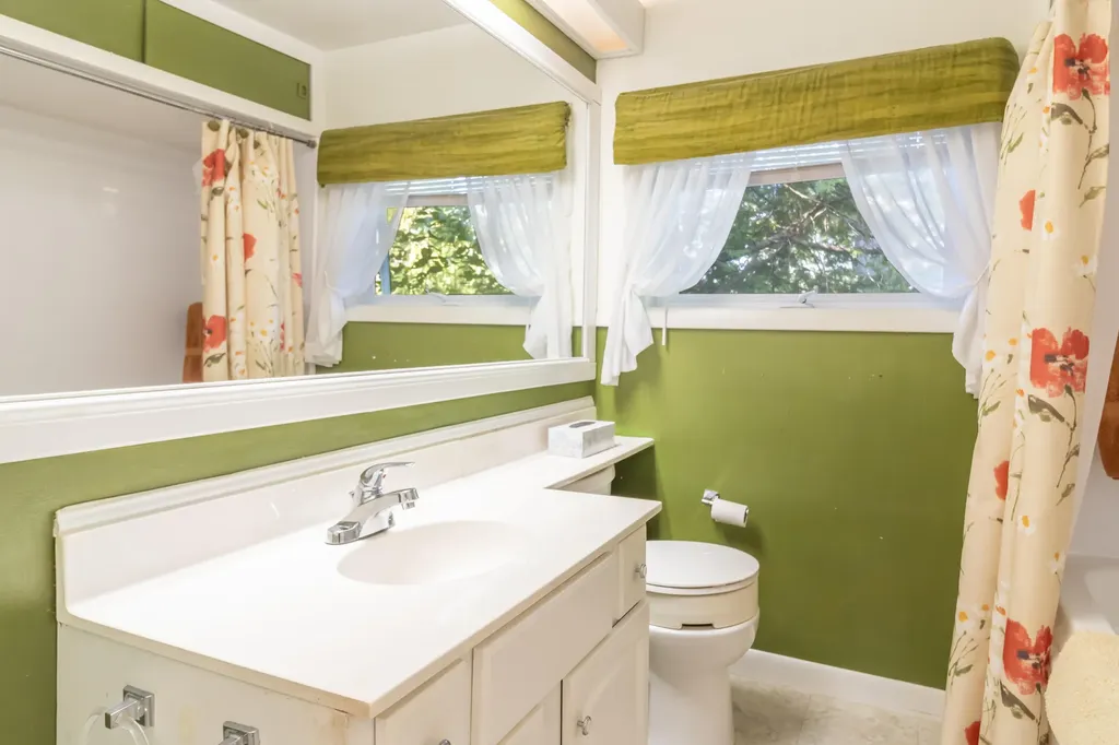 1159 Essex Street Bangor ME 04401