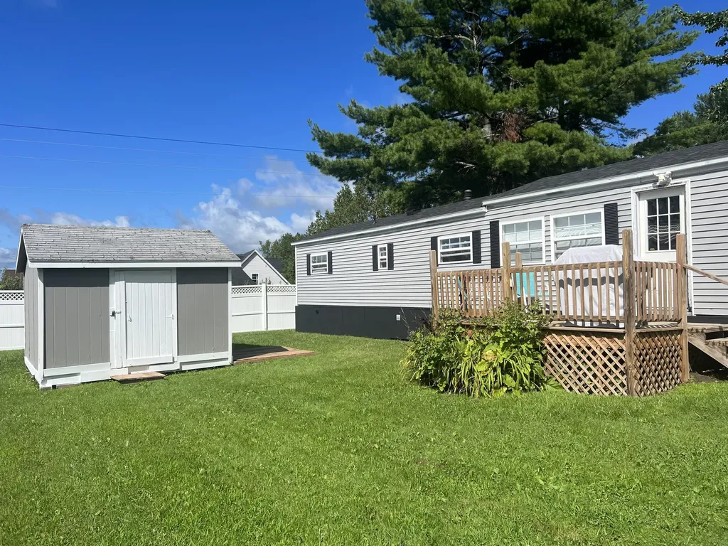 31 B Street Bangor ME 04401