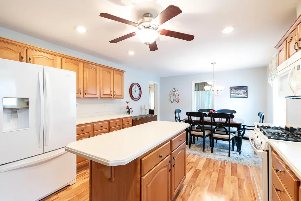 32 Caslyn Drive Eliot ME 03903