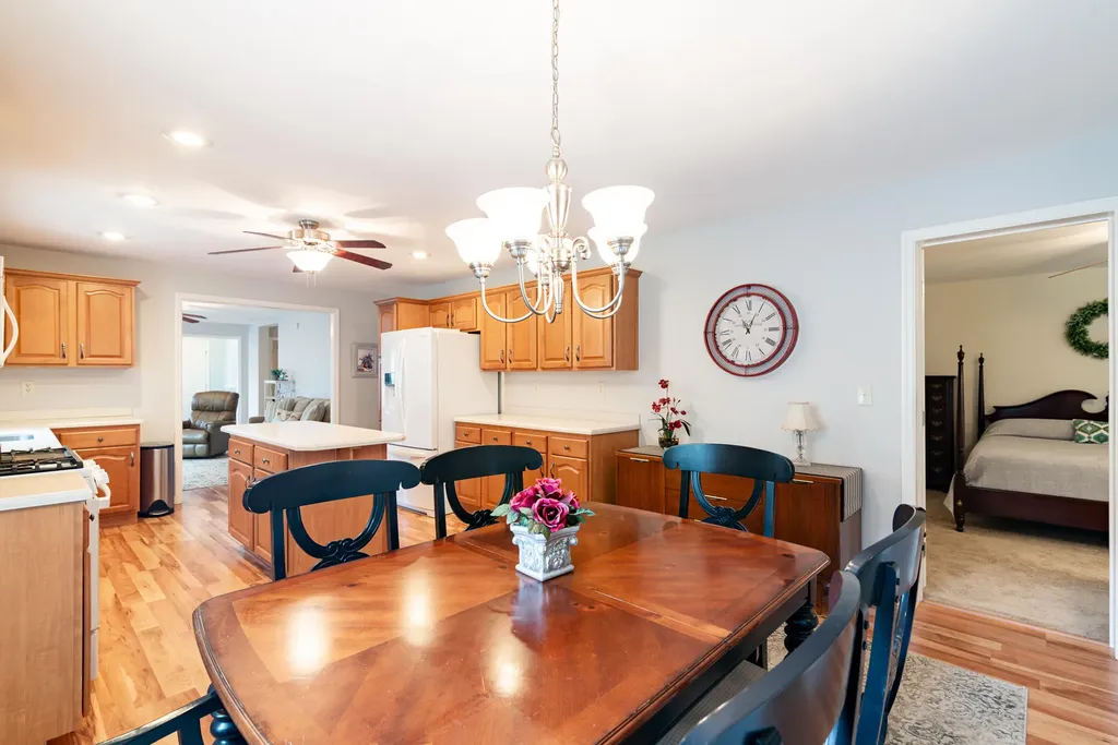 32 Caslyn Drive Eliot ME 03903