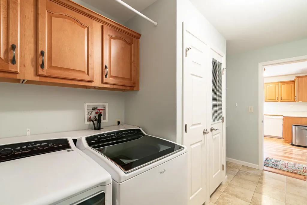 32 Caslyn Drive Eliot ME 03903