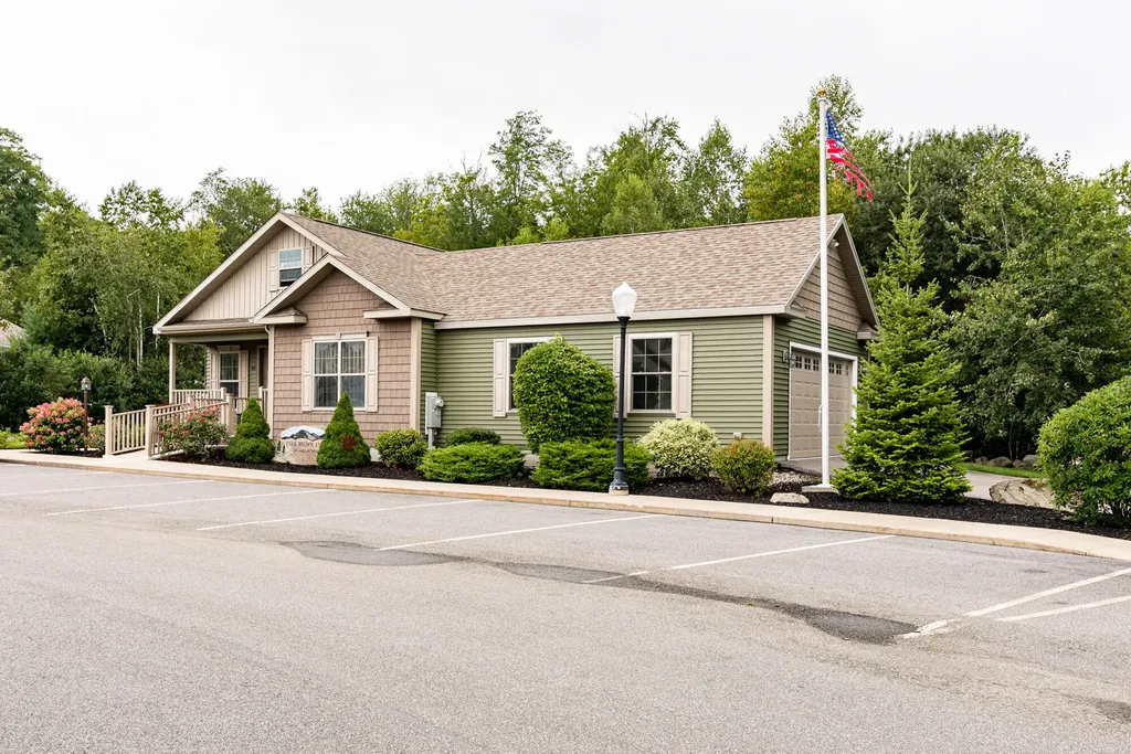 32 Caslyn Drive Eliot ME 03903
