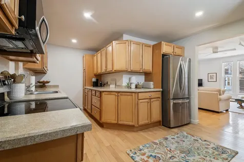 107 Emery Street Portland ME 04102