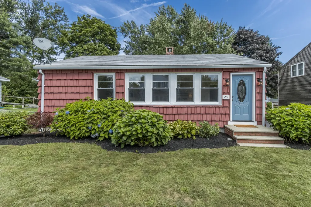 25 Dorset Street Portland ME 04102