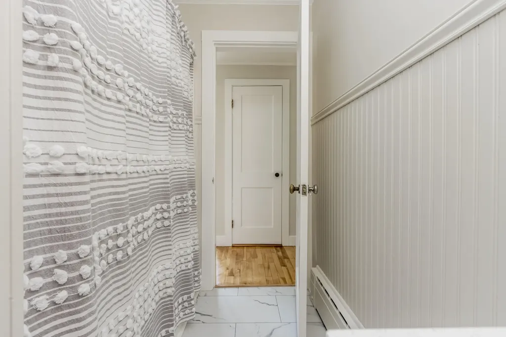 25 Dorset Street Portland ME 04102
