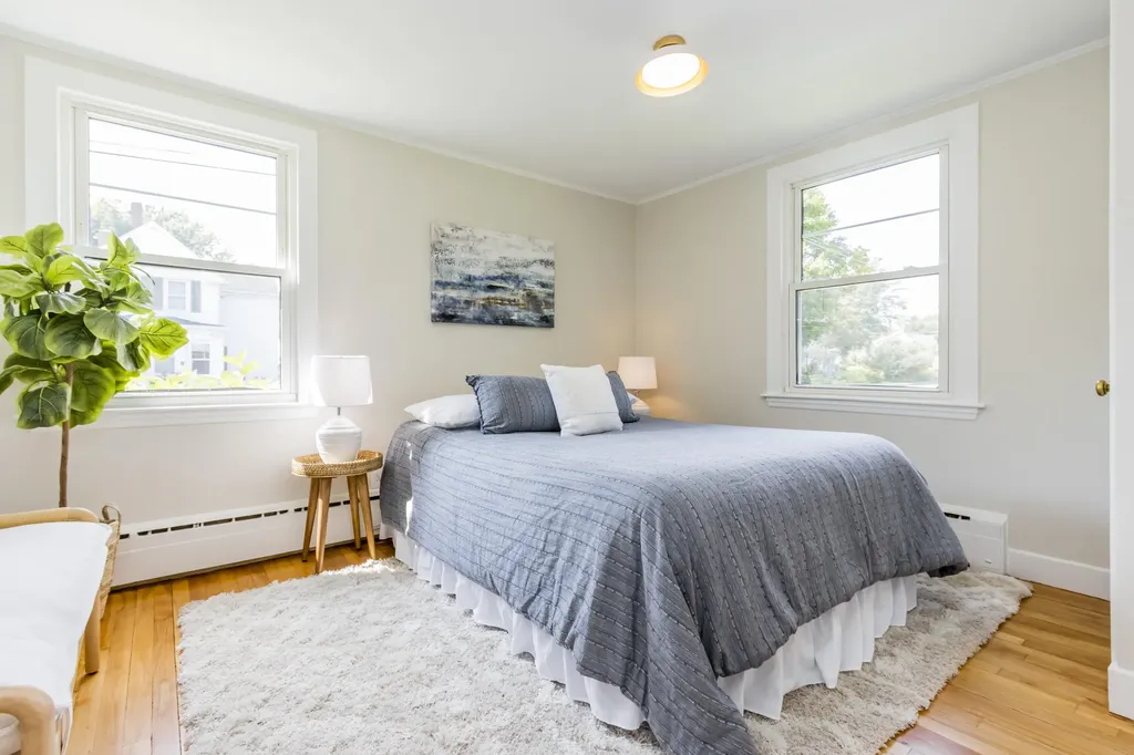 25 Dorset Street Portland ME 04102